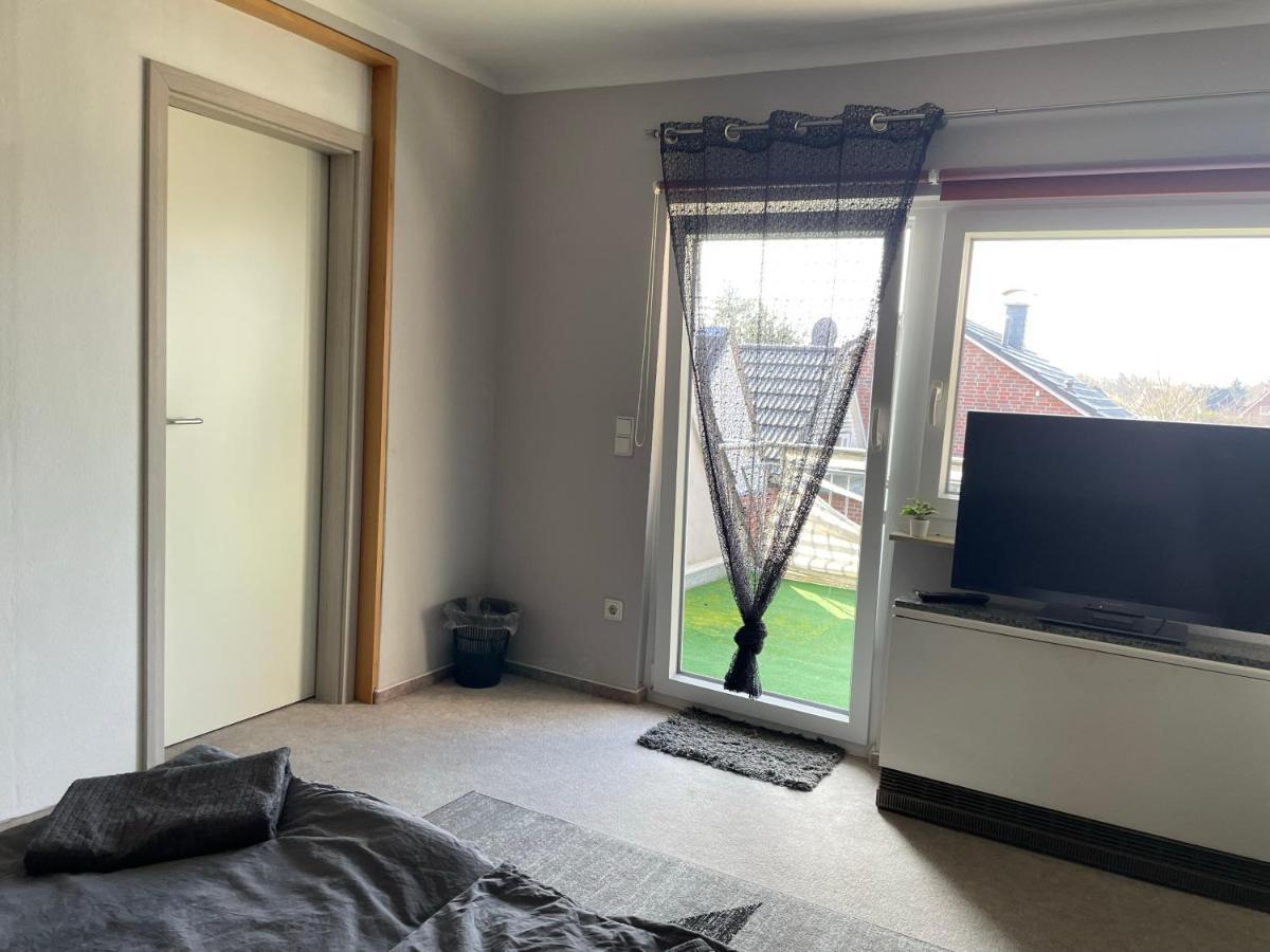 Schones Einfaches Zimmer In Nethen Rastede Exteriör bild
